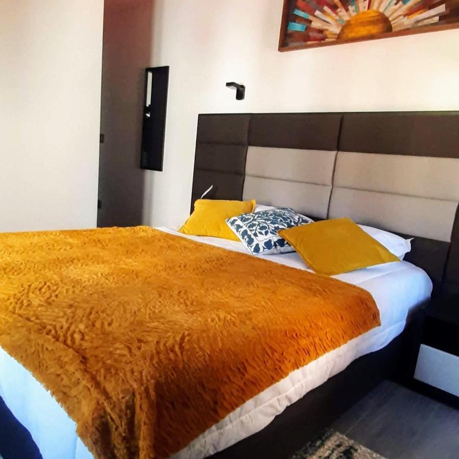 Taska Vila Velha Mirandela Bagian luar foto