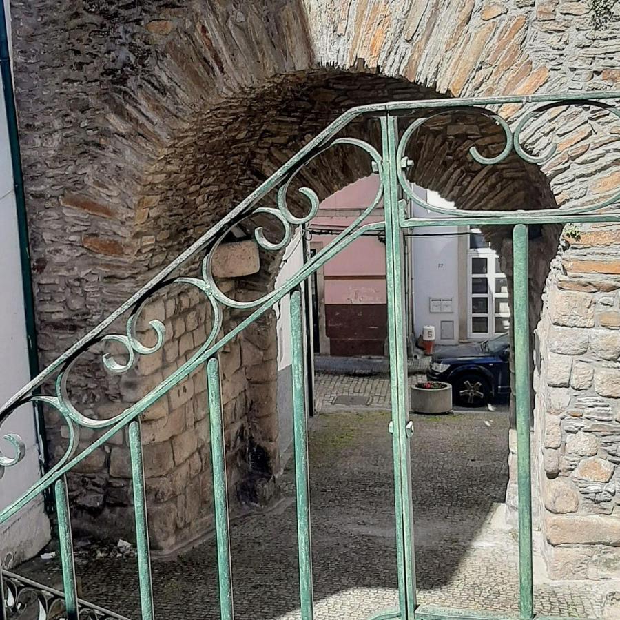 Taska Vila Velha Mirandela Bagian luar foto